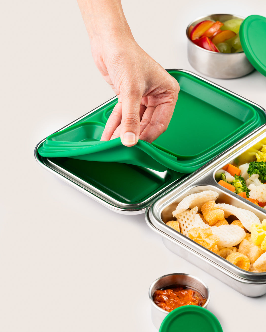 Leakproof Stainless Steel Bento Lunchbox Green Silicone Removable for easy cleaning